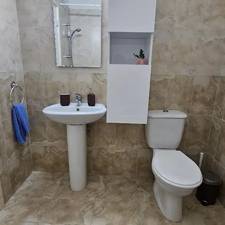 Cottages, 2 Bed Apartment *